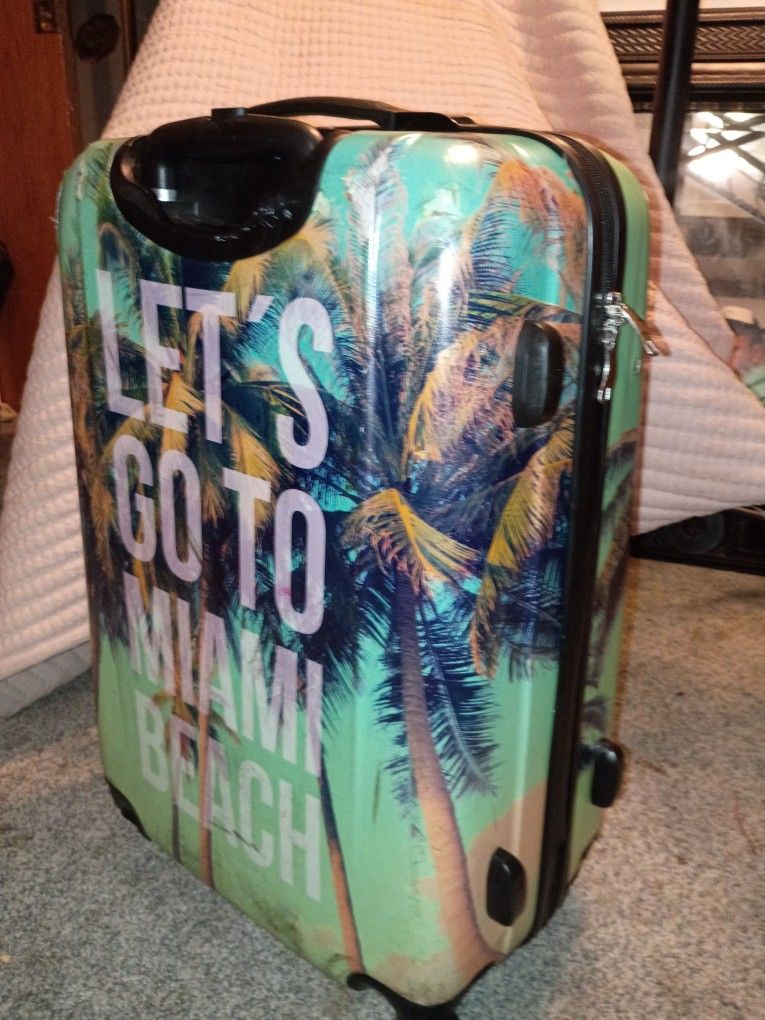 Travel Luggage  By( Global Agency)