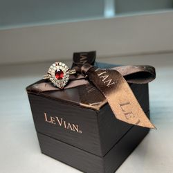 14k LeVian Natural Garnet Diamond Ring