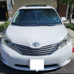 2011 Toyota Sienna