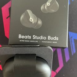 Beats Studio Buds 