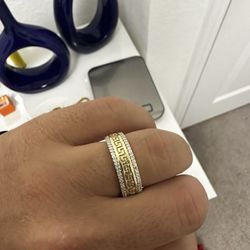 10k Gold Ring With Dimonds