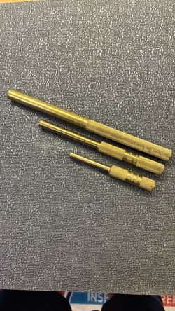 Mac Tools Brass Drift Punch BD6 is a non-sparking, 1/2" x 8 peabrass punch  set made in the USA.