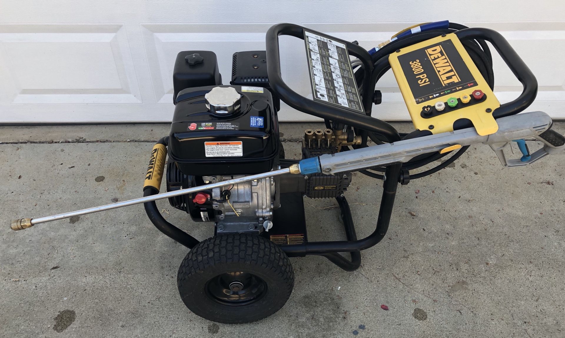 Dewalt DXPW3835 3800 3,800 PSI 3.5 gpm pressure washer, hose, tips, 20