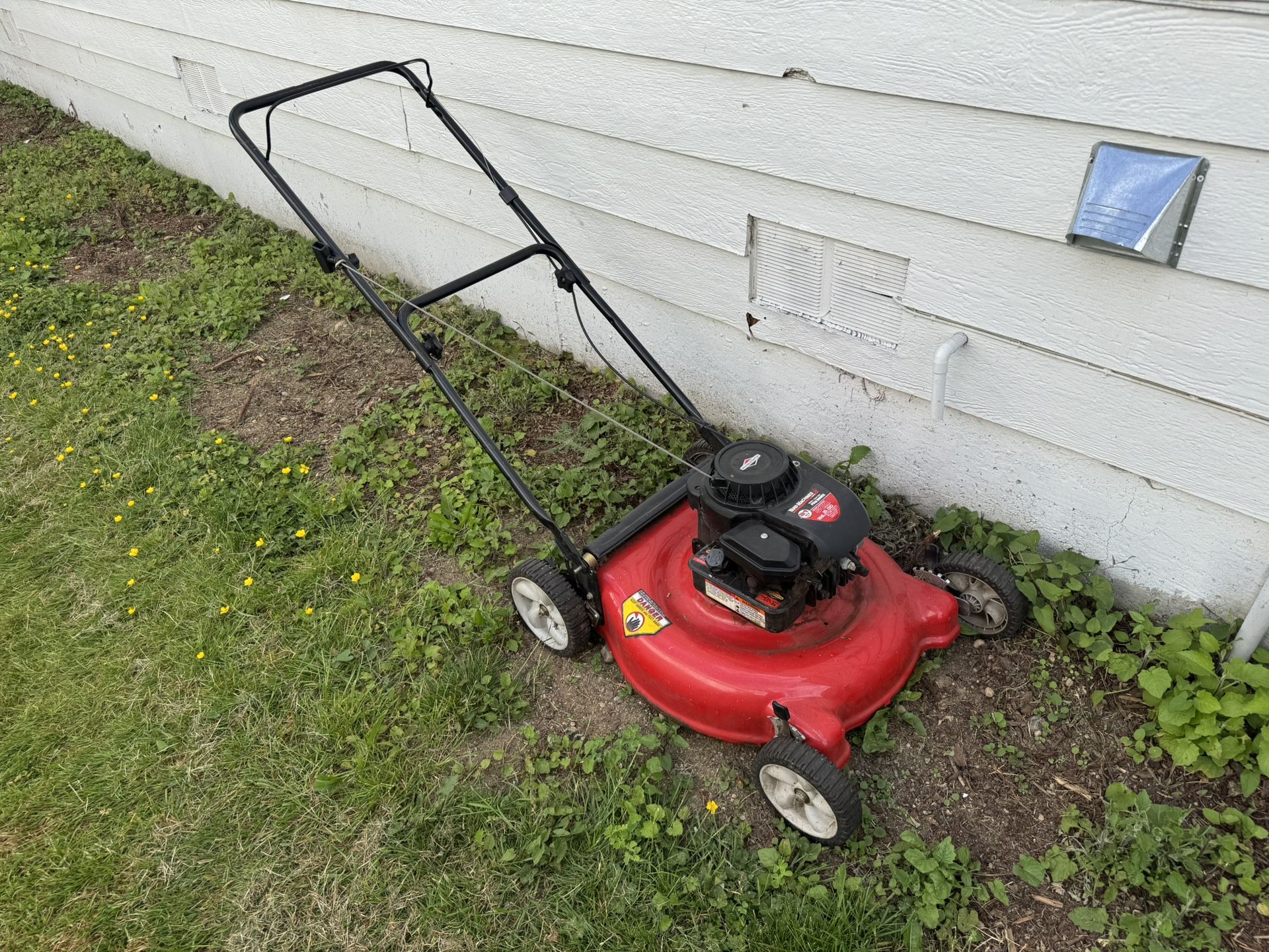 Briggs & Stratton 21” Lawn Mower