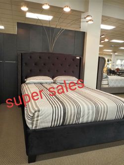 Queen size bed