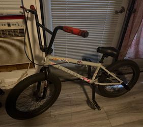 Elite BMX Bike