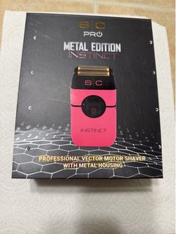 Pink metal instinct shaver