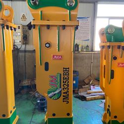 Excavator Caterpillar CAT-325, JMA325B Silence Hammer. It Fits with 24-35 Tons Machine.