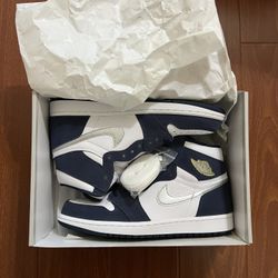 Jordan 1 Midnight Navy Size 9 Men’s Brand New!