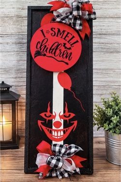 Front door sign