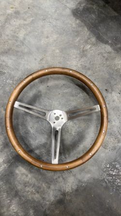 Wood steering wheel