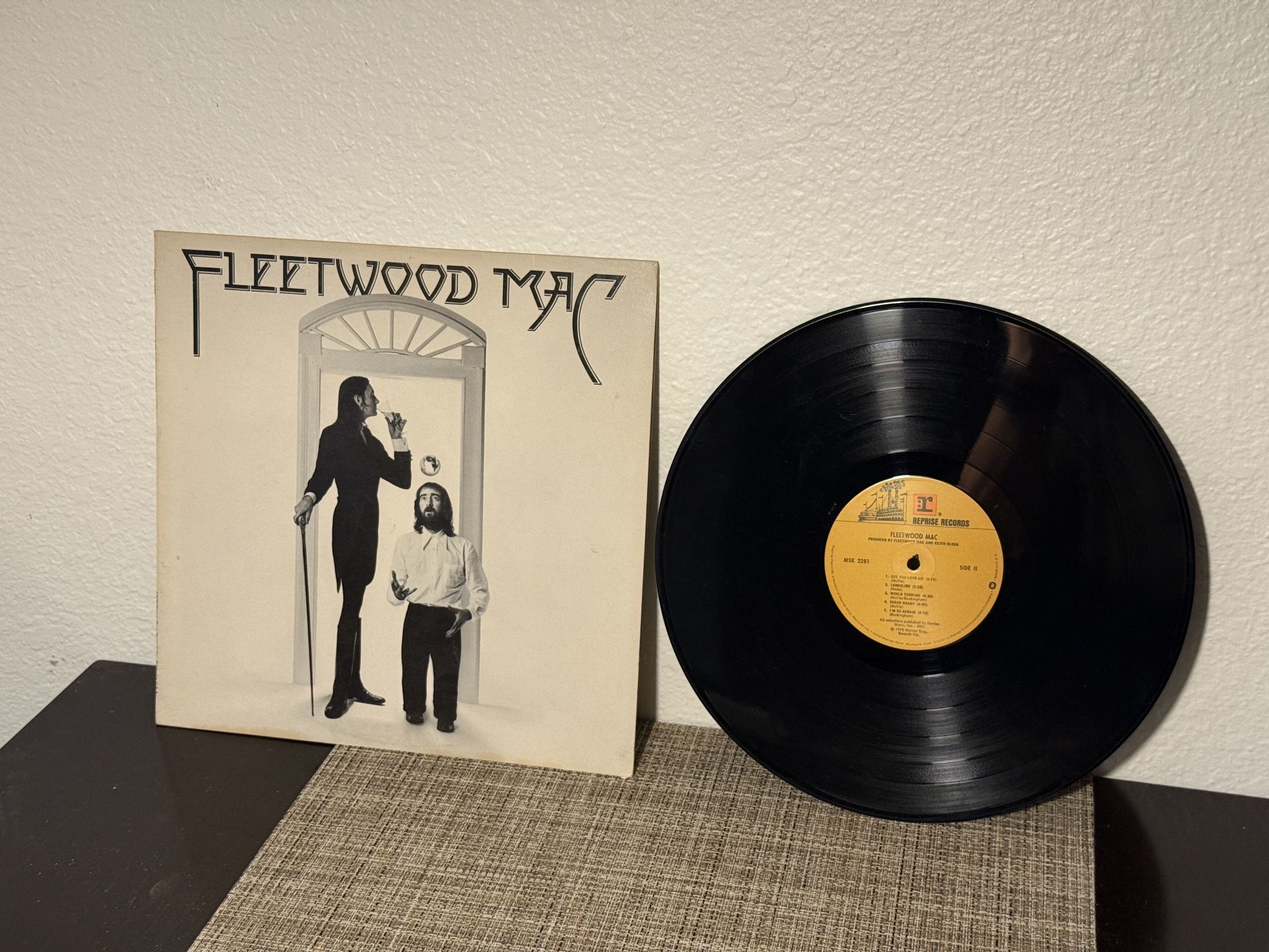 🎶 Fleetwood Mac – 1975 Self-Titled Vinyl LP (Rhiannon, Landslide) – Clean Copy