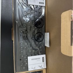 Lenovo Essential Wireless Keyboard & Mouse Combo Black