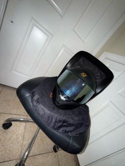Motorcycle helmet