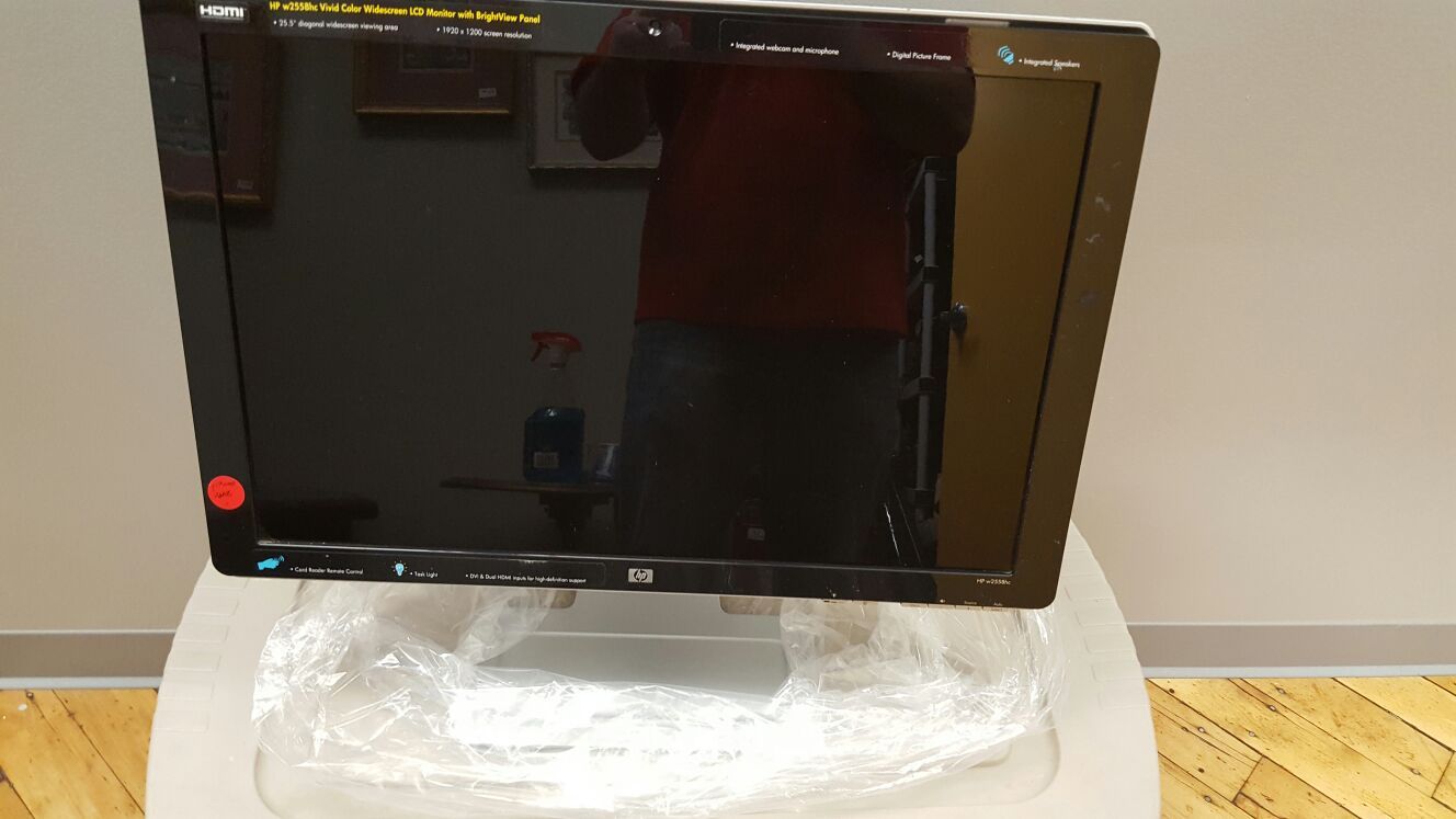 HP w2558hc 25.5" LCD HDMI Monitor