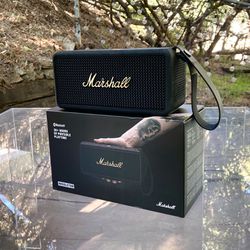 Marshall Middleton Portable Bluetooth Speaker 