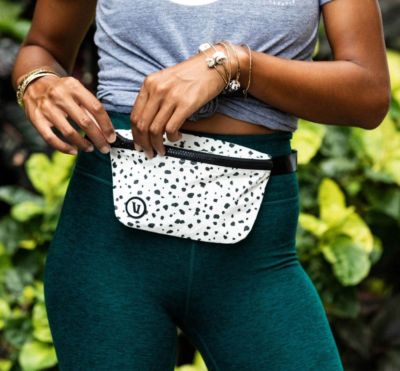 Vuori X Aloha MINI HIP PACK for Sale in Los Angeles, CA