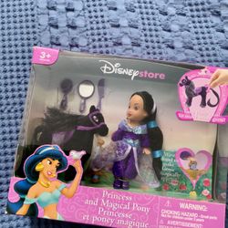 Disney Princess Jasmine and Magical Pony 2000s
