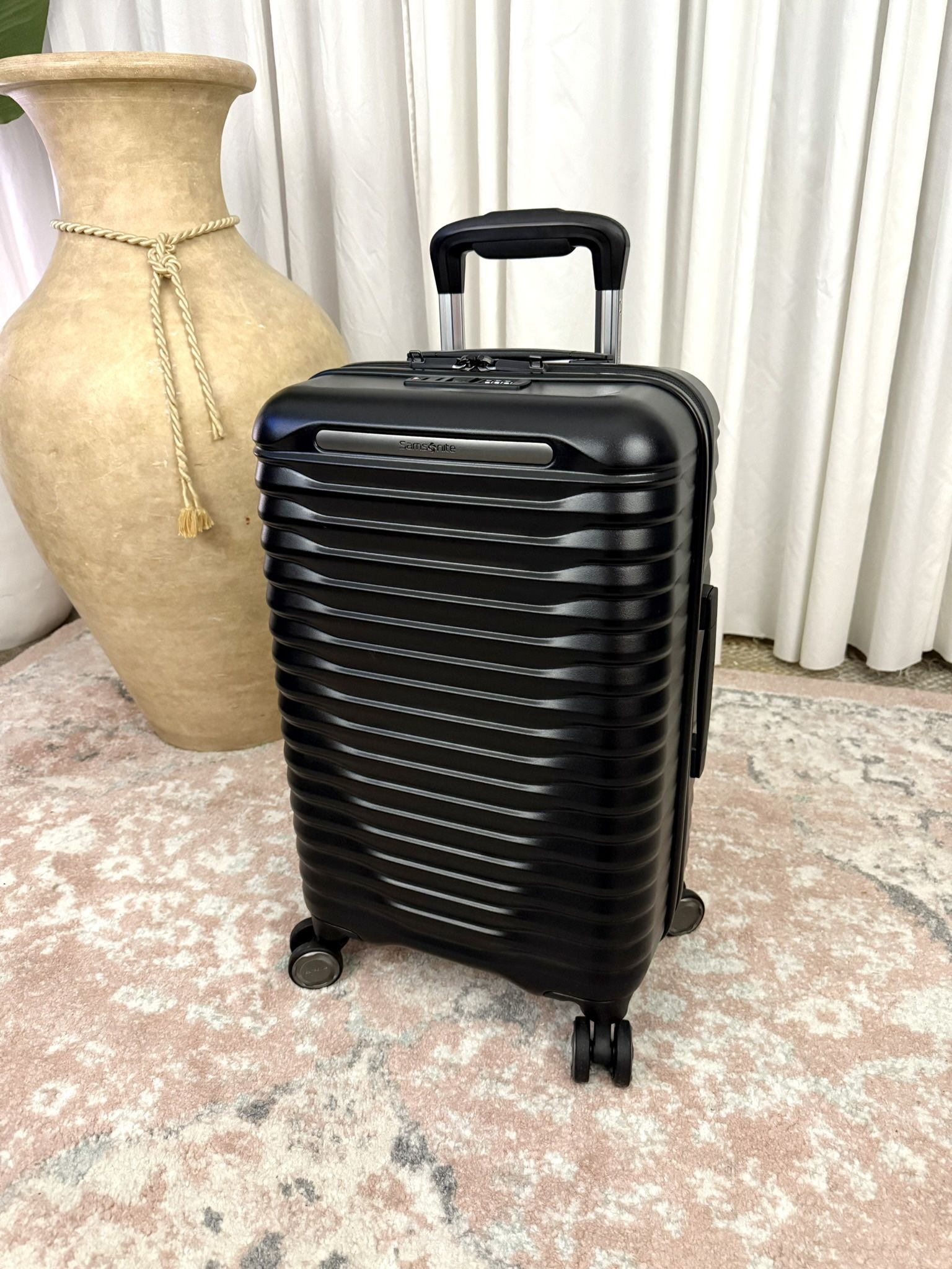 Samsonite Hardside Carry on Luggage