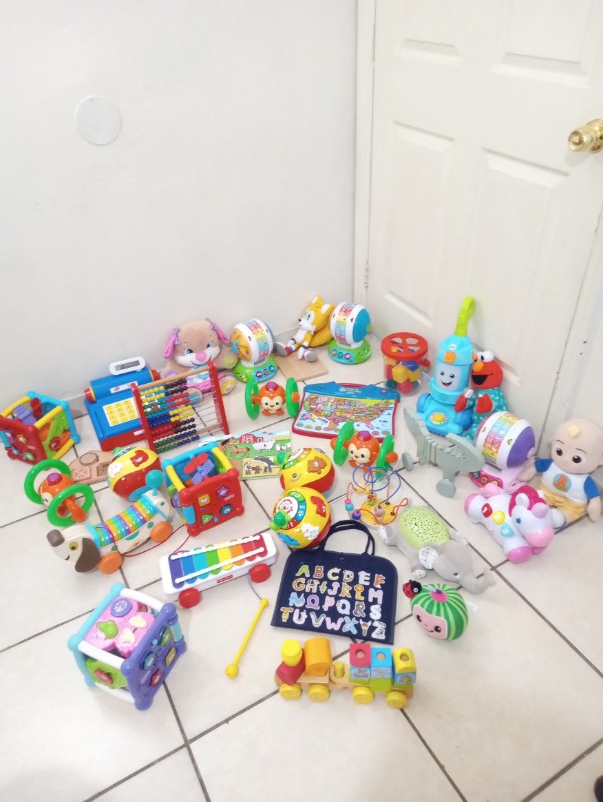 Baby Toys $2 Each/$2 Cada Uno