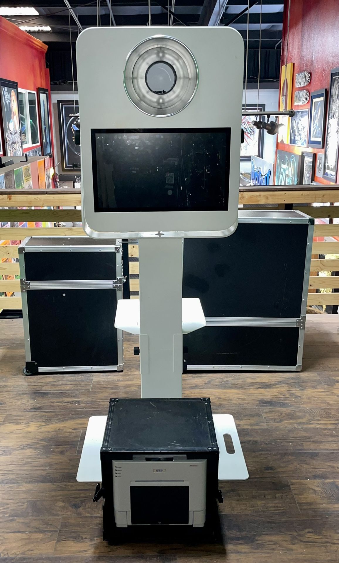 Photo Booth W/ Tablet + Hard Travel Case | DNP printer W/ Hard Case 
