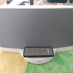 BOSE SPEAKER WIRELESS BLUETOOTH SOUNDOCK DIGITAL MUSIC SYSTEM WITH REMOTE CONTROL 
