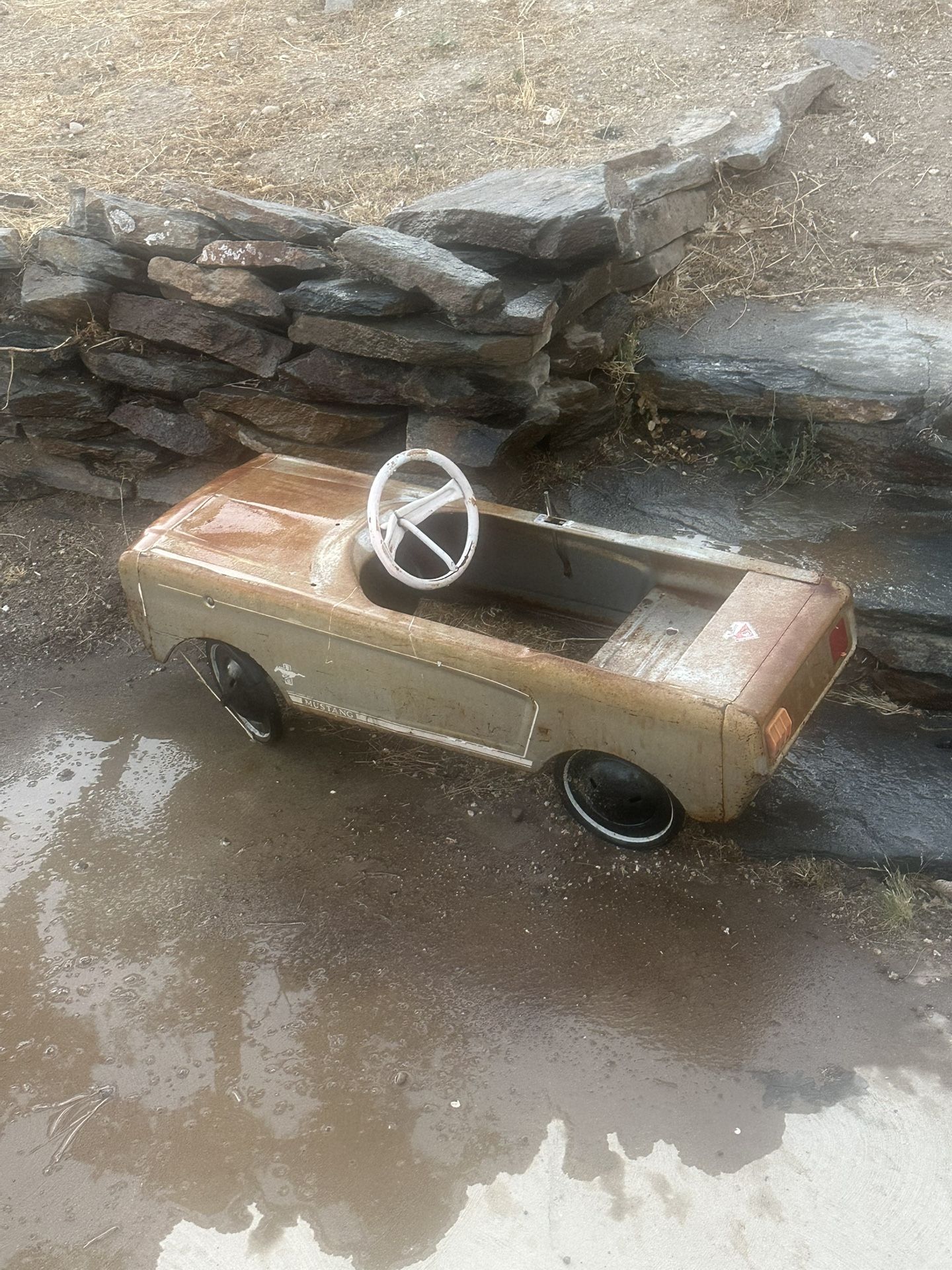 Vintage Toy Pedal Mustang