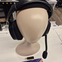 Corsair VOID RGB ELITE Wireless Premium Gaming Headset with 7.1 Surround Sound A072E45028R1DF MODEL RDA001 $70