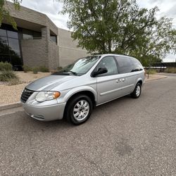 2007 Chrysler Town & Country