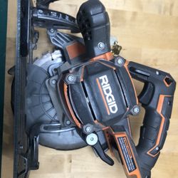 R8652 Ridgid 18V cordless circular saw