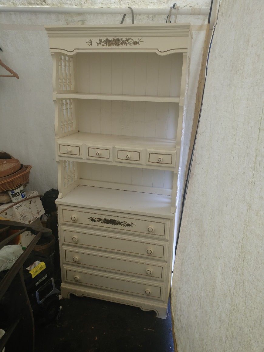 Dresser Bookshelf Hutch