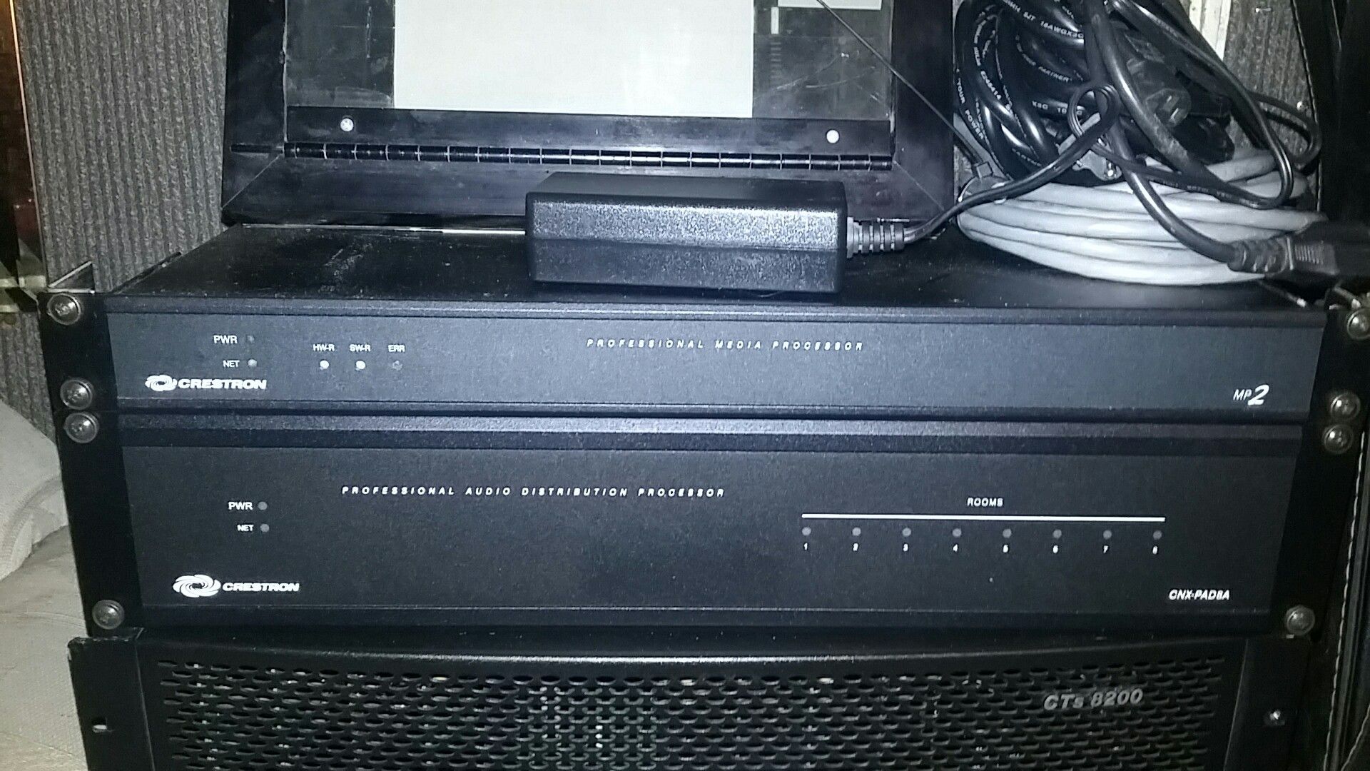 Crown CTs 8200 and 3 more pieces