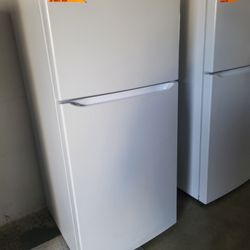 New LG Top Freezer Refrigerator 30" Wide 
