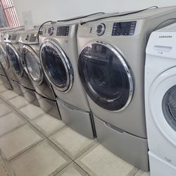 GE Frontload Washer & Gas Dryer With Pedestals
