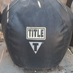 Muy Thai / Punching Bag