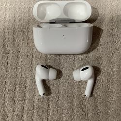 Noise Canceling White Bluetooth Earphone Look Just Like AirPods, Like New Used Only Once, Bluetooth Pods