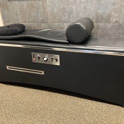 Spinalator Chiropractic Roller Table