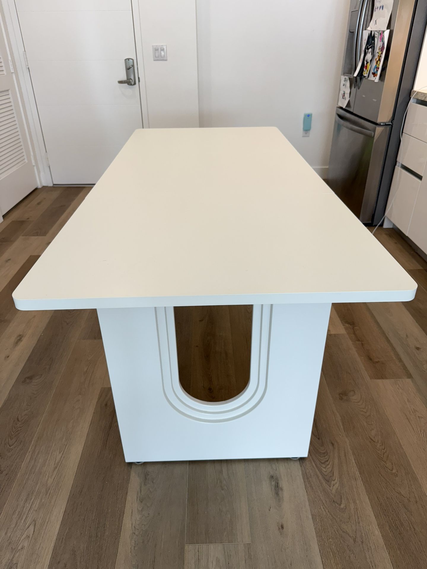 Dining Table + Chairs