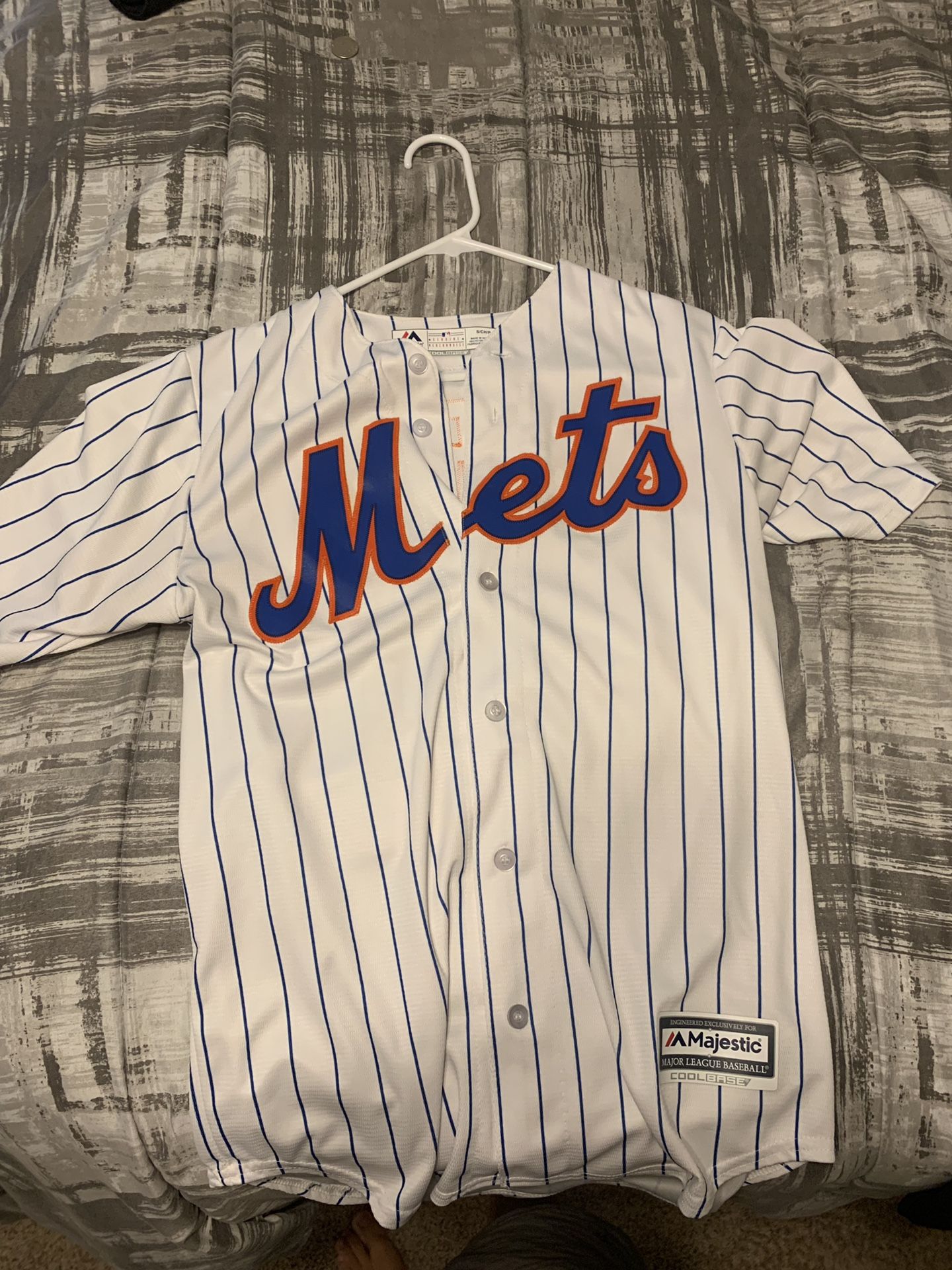 Mets pinstripe jersey. Adult small