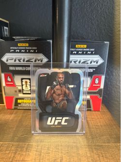 Jon Jones UFC TOPPS CHROME CASE HIT sports trading card