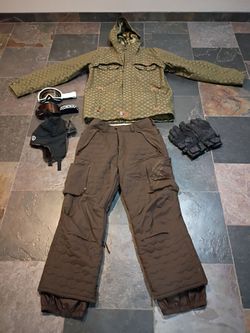Snowboard Clothes L Burton Pants, XL Jacket, L gloves, goggles and hat