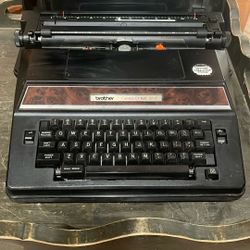 Brothers Correct O Ball Typewriter