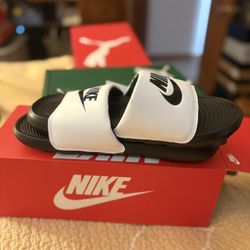 Nike Victori One Slides Size 11 