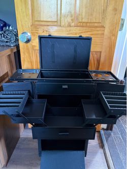 SHANY Rolling Makeup Train Case Organizer – Black