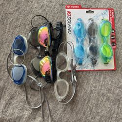 7 Pairs Of Pool Goggles