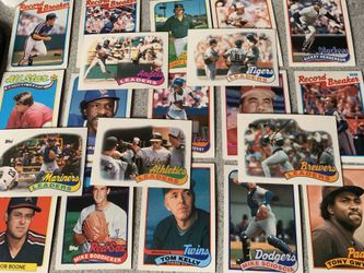 20 card baseball 1988 all for 10. COLLECTIBLES