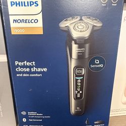 PHILIPS NORELCO i9000