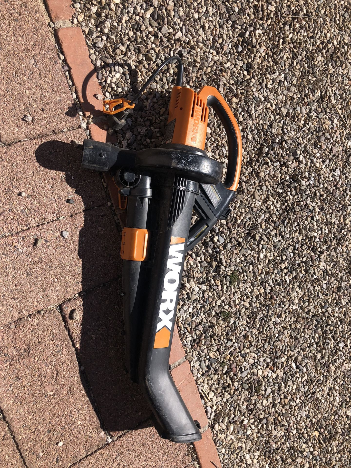 Leaf Blower