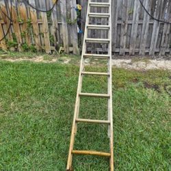 Ladder 22ft Retractable And foldable 