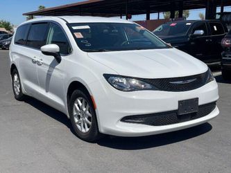 2022 Chrysler Voyager